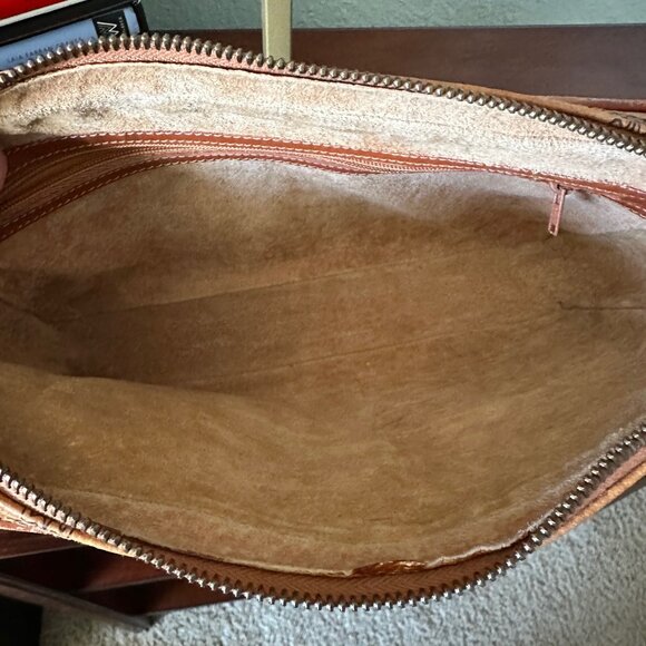 MCM Large Visetos Leather Wristlet - EUC - Picture 7 of 7